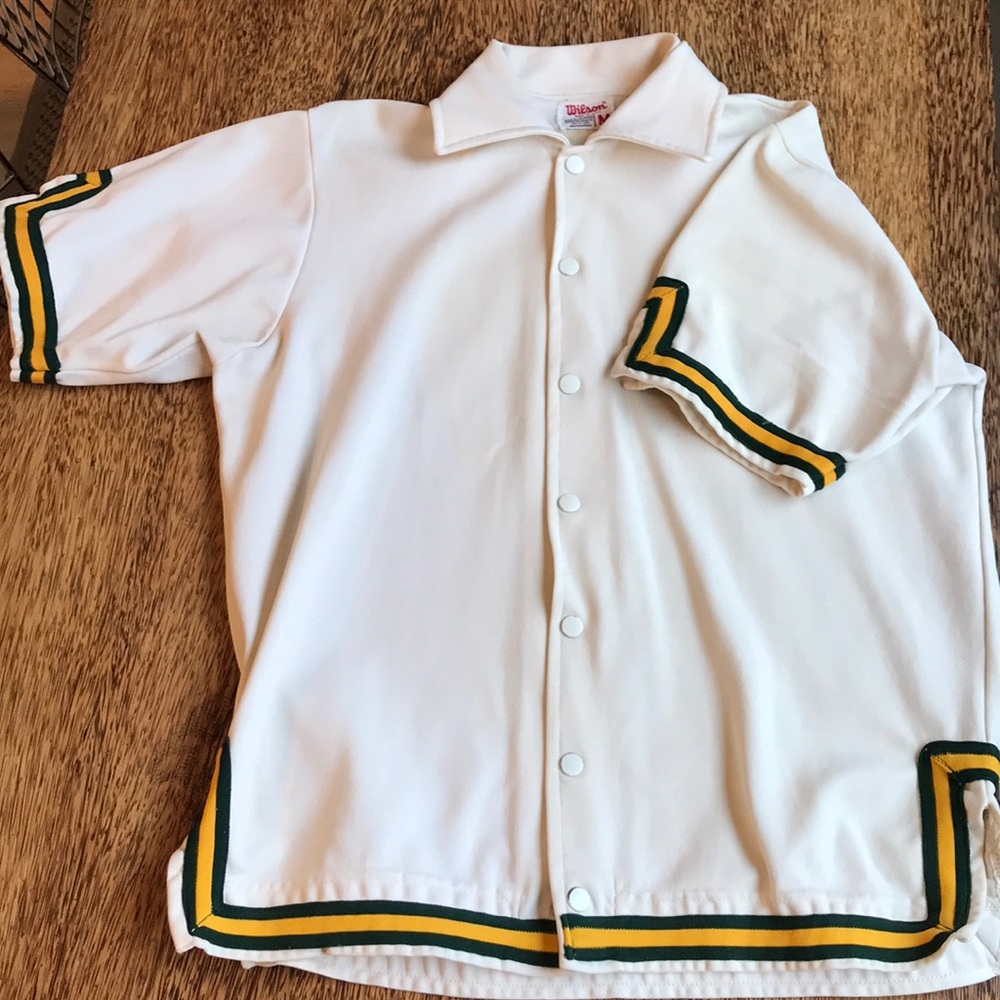 Vintage Wilson Authentic Warm Up Shirt (Size M)